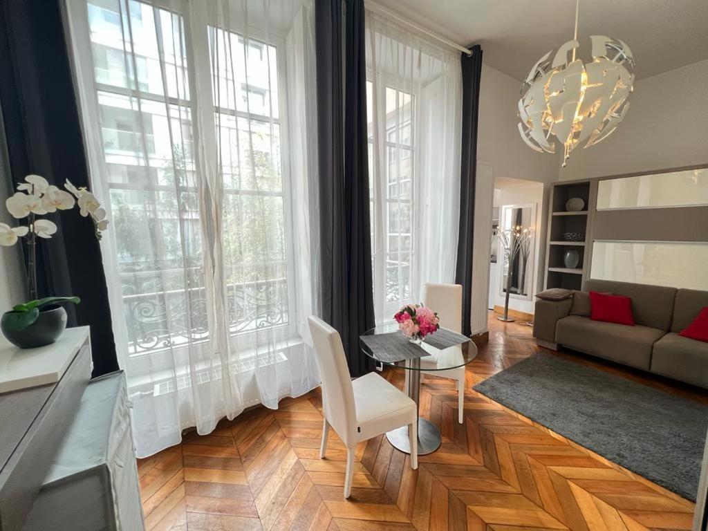 Апартаменти Le Lumineux - Le Chic En Hypercentre - Bellecour Ліон Екстер'єр фото